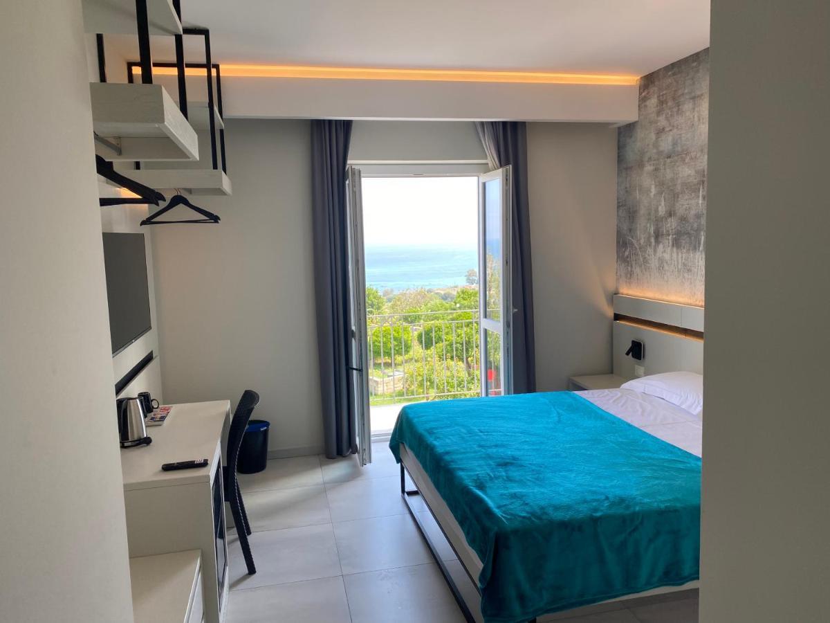 Gabriel Holidays Tropea Exterior foto